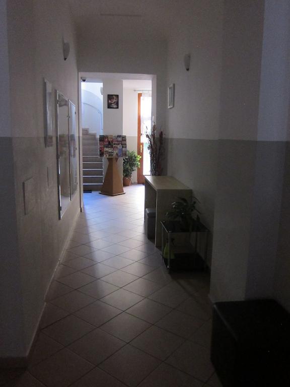 Andel Apartmany Praag Buitenkant foto